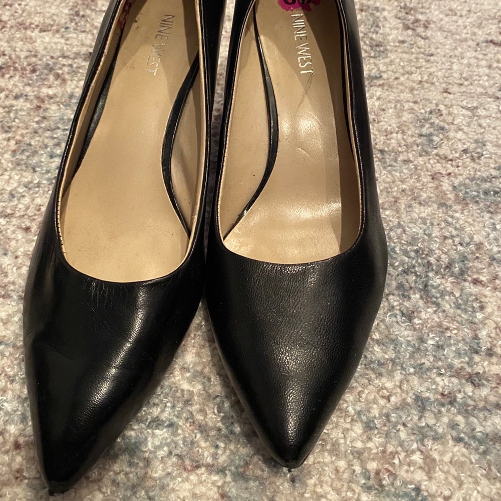 Black nine  west heel size 9